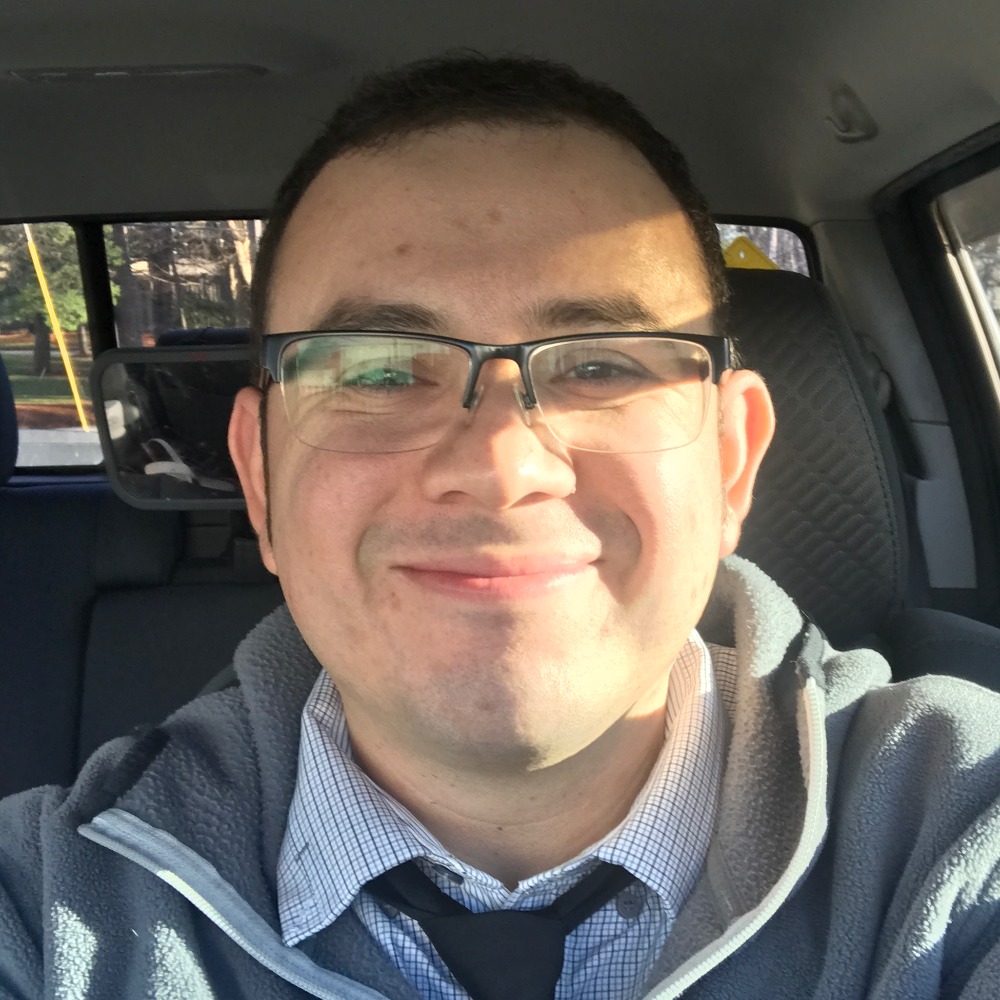 Meet your Posher, Luis